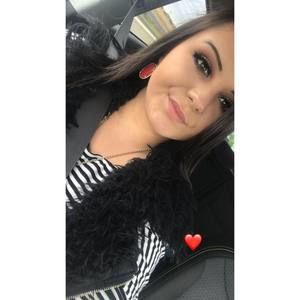 Meet your Posher, Olivia